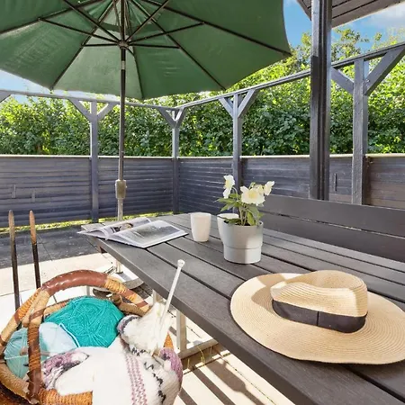 2 Bedroom Awesome In Sydals Casa vacanze Skovbyballe