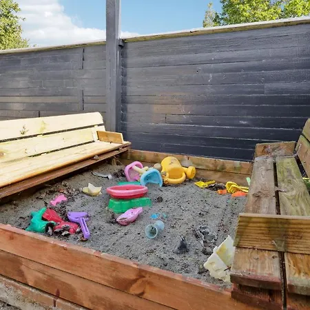 2 Bedroom Awesome In Sydals Semesterbostad *